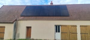 Installation solaire de 6 Kwc à Dompierre sur Besbre dans L'allier. Faire par InnoGreenTech
