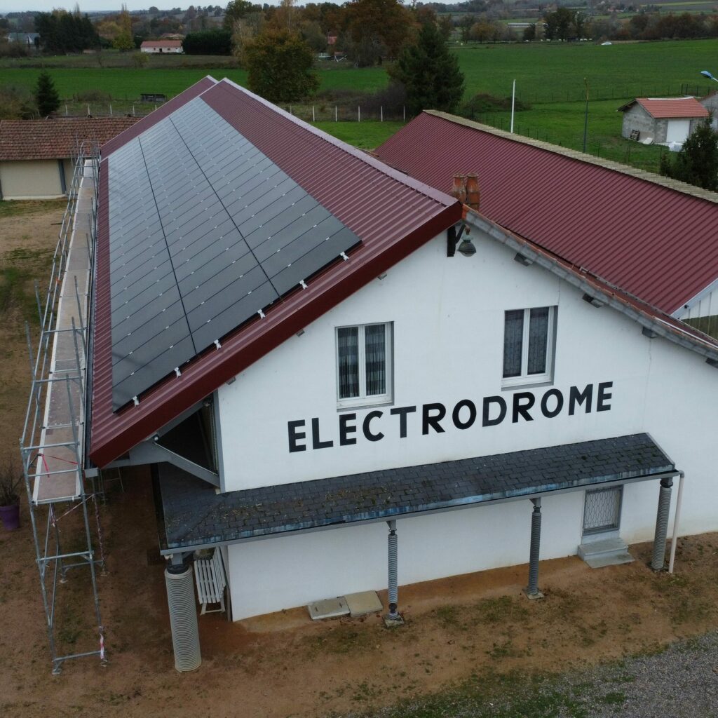 Installation solaire de 36 Kwc sur l'électrodrome de Magnet